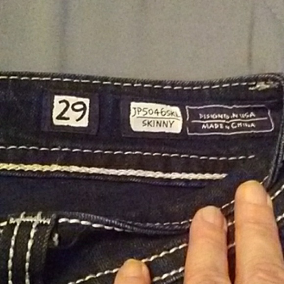 Miss Me Skinny Jeans - Picture 5 of 9